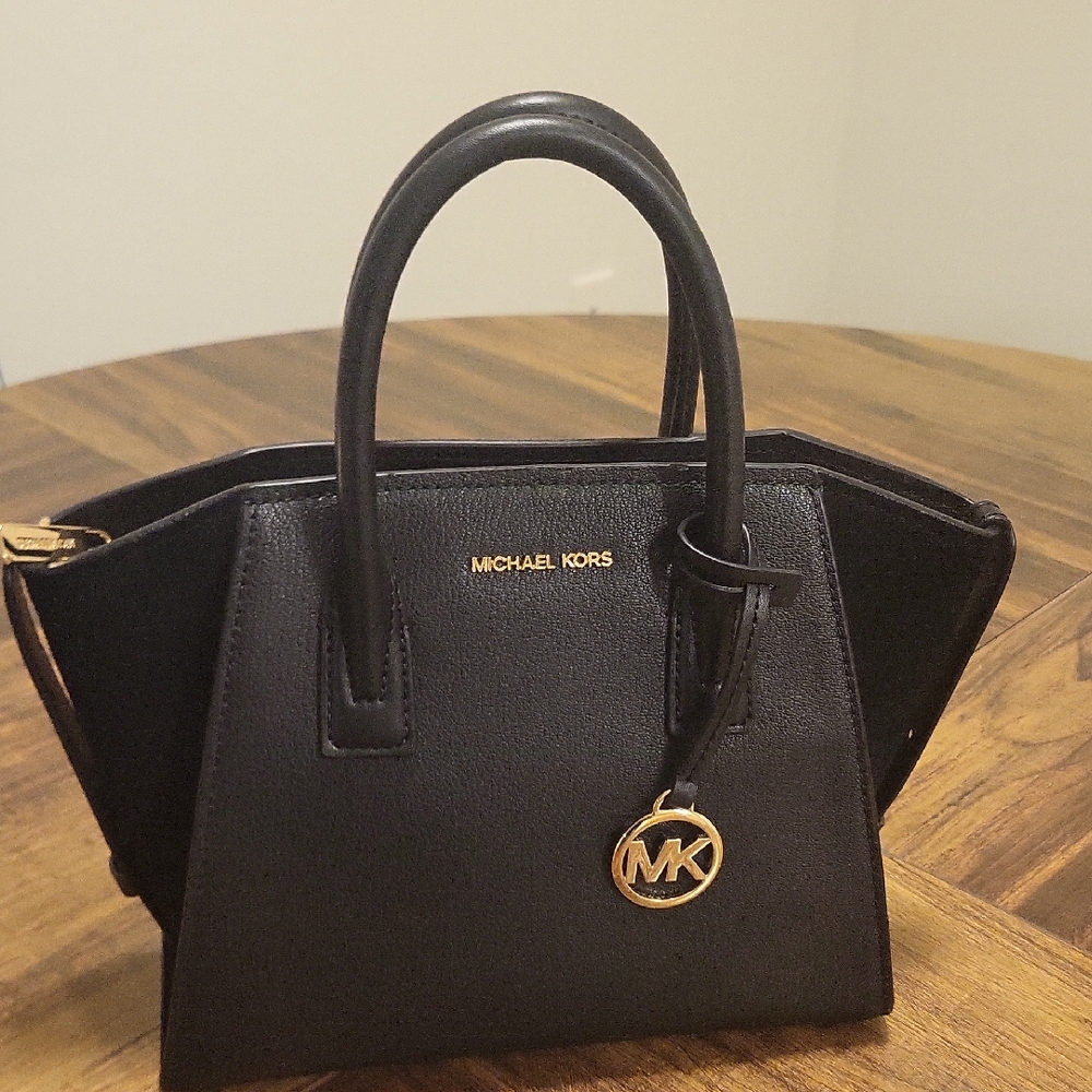 Michael Kors Avril Small Pebbled Leather Satchel